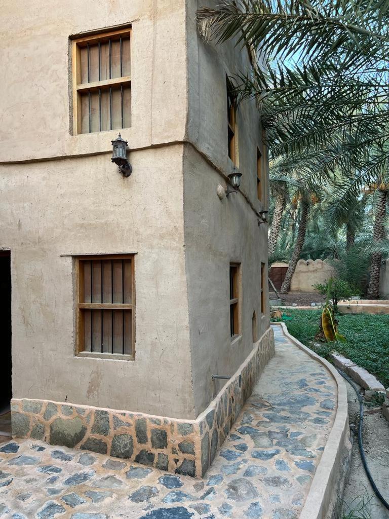Mall Aldakhil House Al Ḩamrāʼ 外观 照片