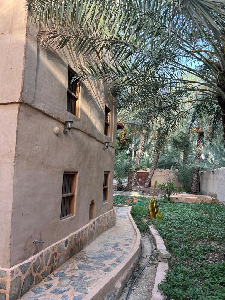 Mall Aldakhil House Al Ḩamrāʼ 外观 照片